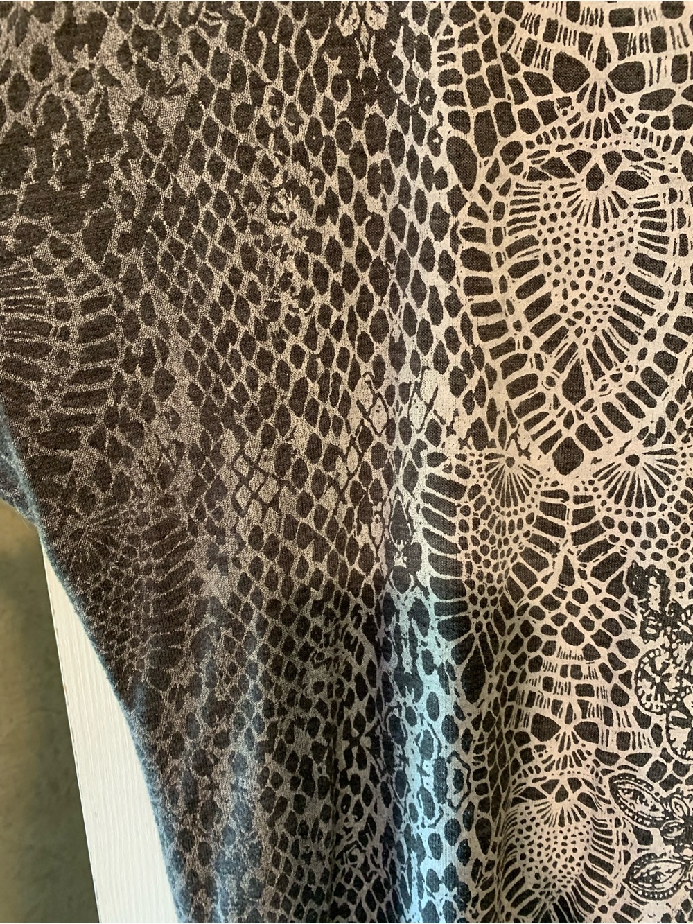 JUST MY SIZE 2X Women's Charcoal Gray Floral Lace-Print Scoop Neck Top - Picture 7 of 9
